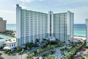 Exterior - 🌊Beach Front~Indoor and Outdoor Pools~GameRoom~1BR Pelican Beach Resort 505🌅 (Destin)