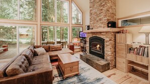 Unclassified image, 4 of 40, button - 40gs â Wifi - W/d â Hot Tub - Sleeps 8 3 Bedroom Cabin by RedAwning (Deming)