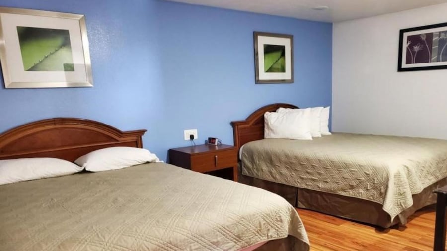 Premier Inn & Suites