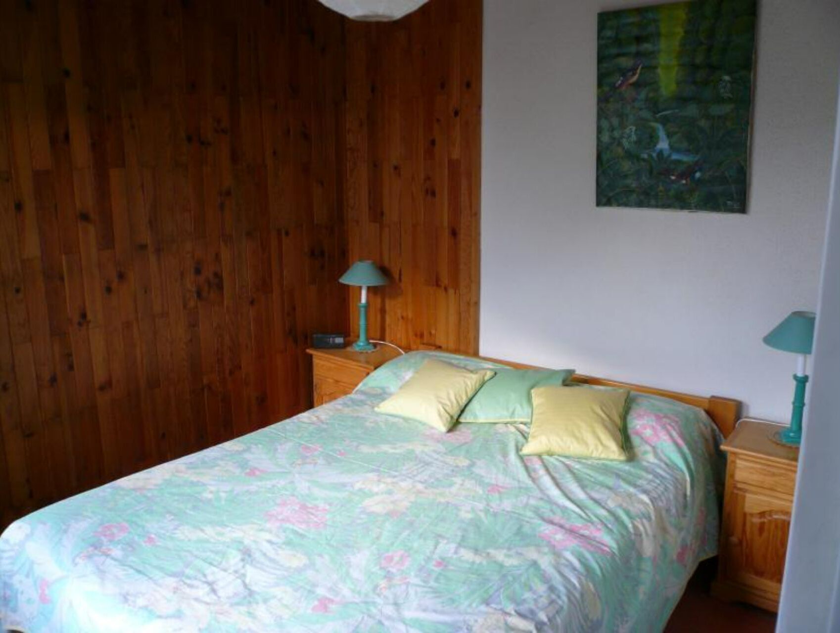 1 室のベッドルーム