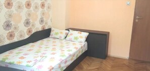 3 bedrooms, WiFi, bed sheets