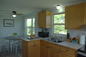 Fridge, microwave, oven, stovetop - Tranquil Tides Retreat in Frisco, Outer Banks, North Carolina! (Frisco)