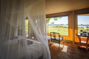 Tenda Luxury, letti multipli, lato lago | 2 camere, con stile personalizzato, con arredamento individuale