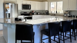 Unclassified image, 4 of 25, button - Resort Home with Pool, Full Kitchen, and Strong Wi-Fi. (Goodyear)