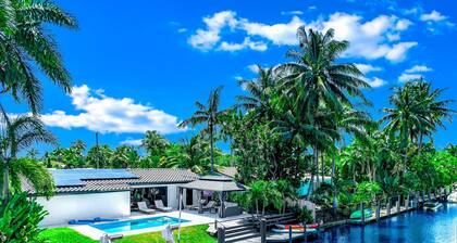 Heated Pool! Waterfront+Kayak! Close 2 Beach!