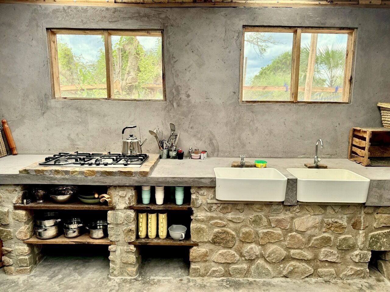 Suite Économique | Cuisine partagée | Chaise haute