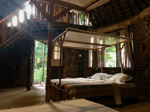 Baker & Sons Safari Company