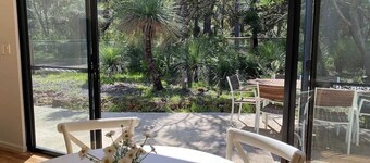 Private One-Bedroom Studio Nestled in Bushland