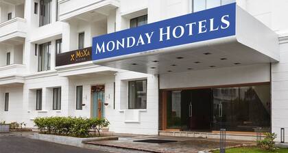 Monday Hotels Mahape