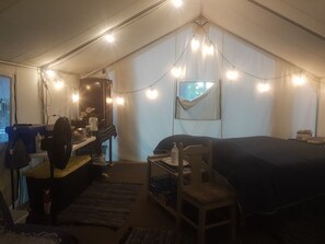 Spa - Private East Tennessee Glamping Cabins in a Treehouse Campground Pet Friendly (Grandview)