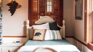 3 quartos, escrivaninha, Wi-Fi, roupa de cama