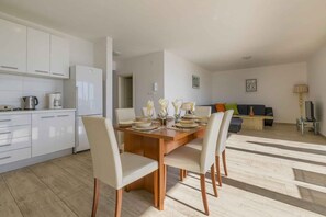 Interior - Holiday apartment with large balcony and sea view (Crikvenica)