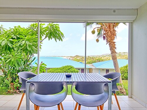 Bambou Studio steps from Orient Bay Beach