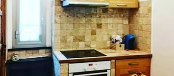 In the center, 5 Minutes from the sea, CasaCri station is a cozy apartment
