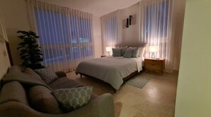 1 dormitorio, tabla de planchar con plancha, wifi gratis y ropa de cama