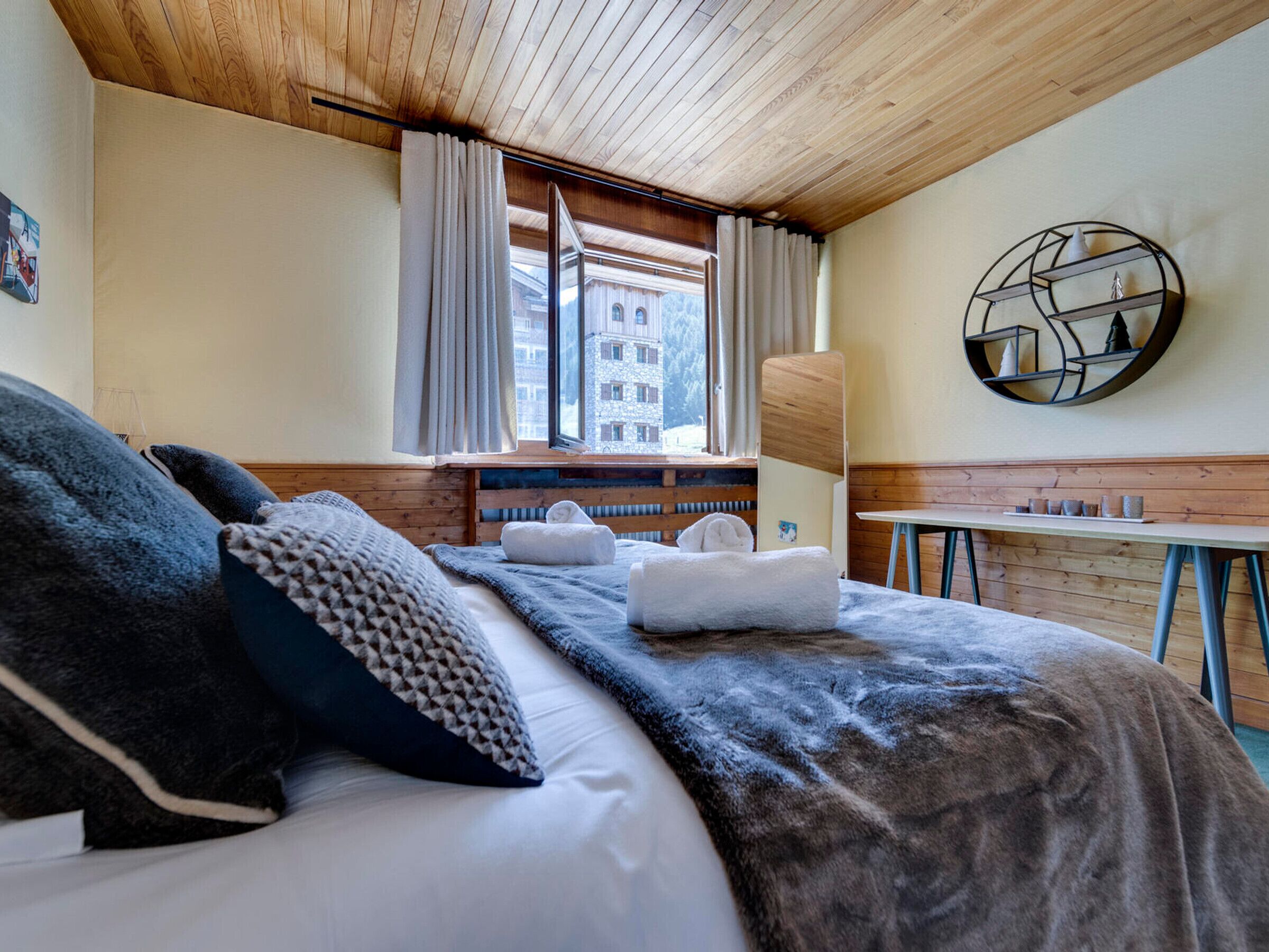 2 chambres, accès au Wi-Fi (inclus), literie fournie