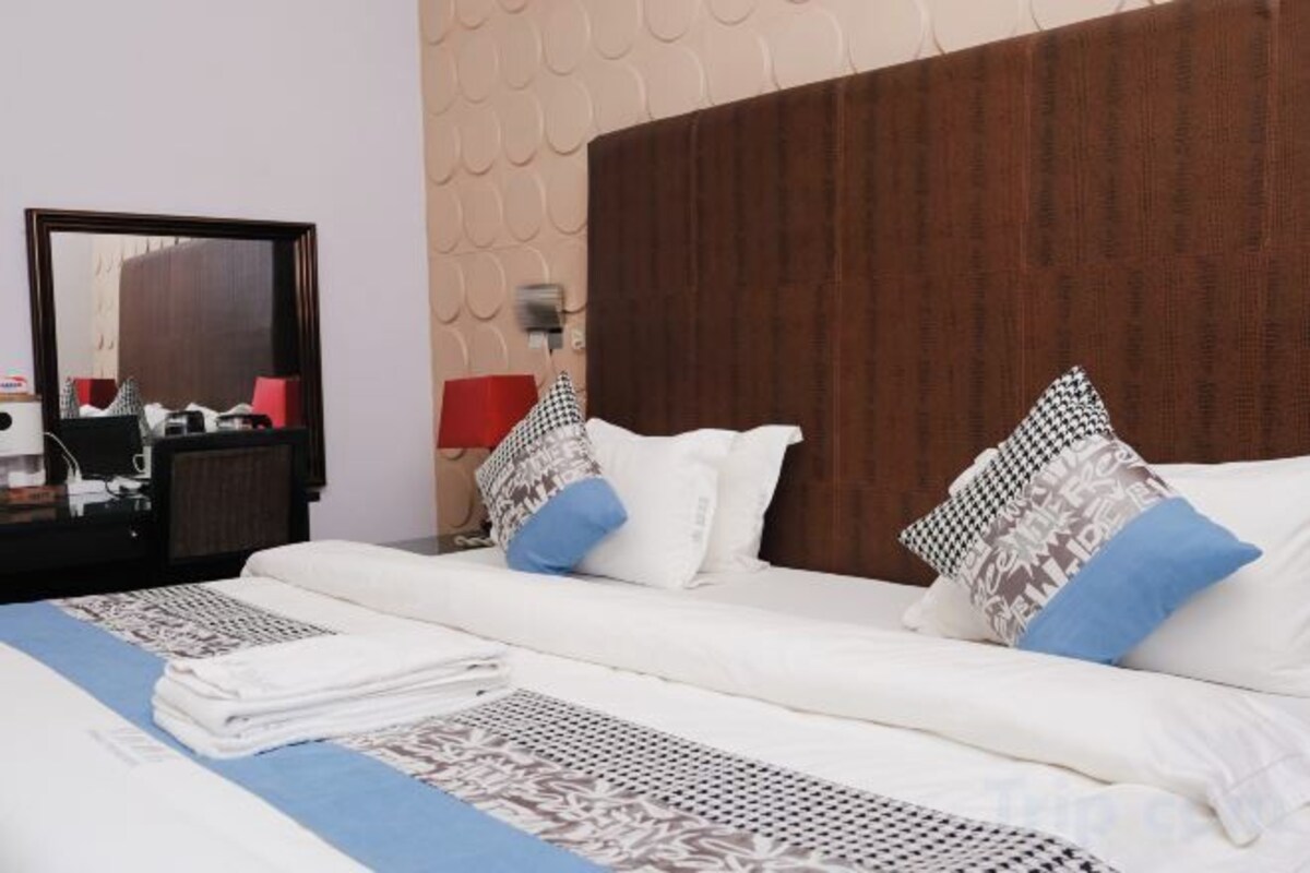 Superior King Room