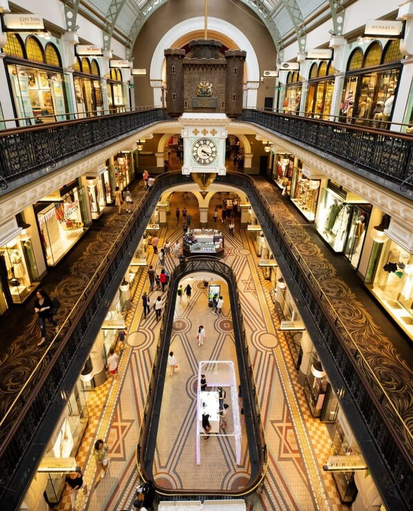 Apartment | 2 bedrooms, desk, Internet - Metawise Sydney CBD Luxury Cozy 2bed Apartment (Sydney)