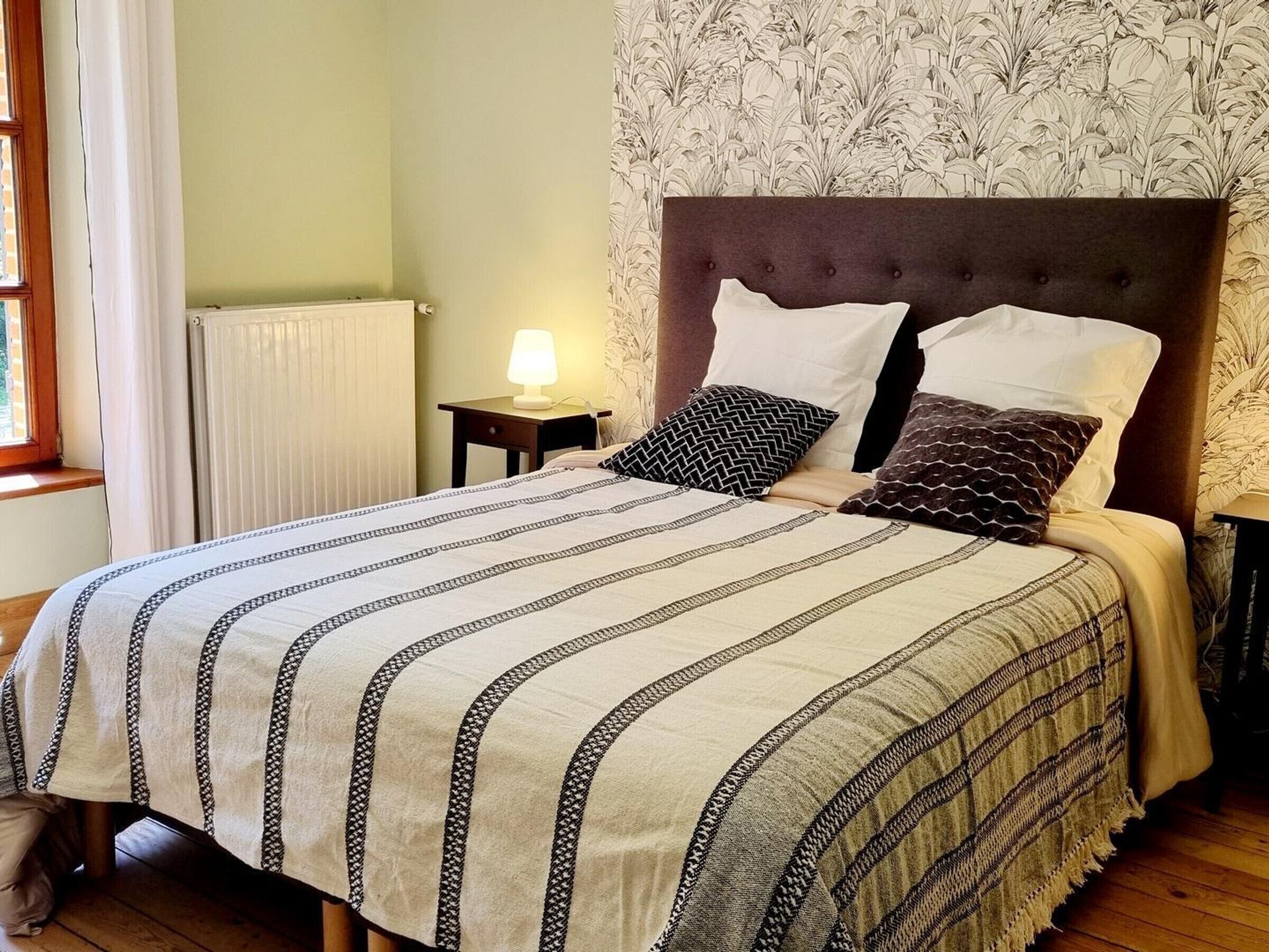 3 bedrooms, free WiFi, bed sheets