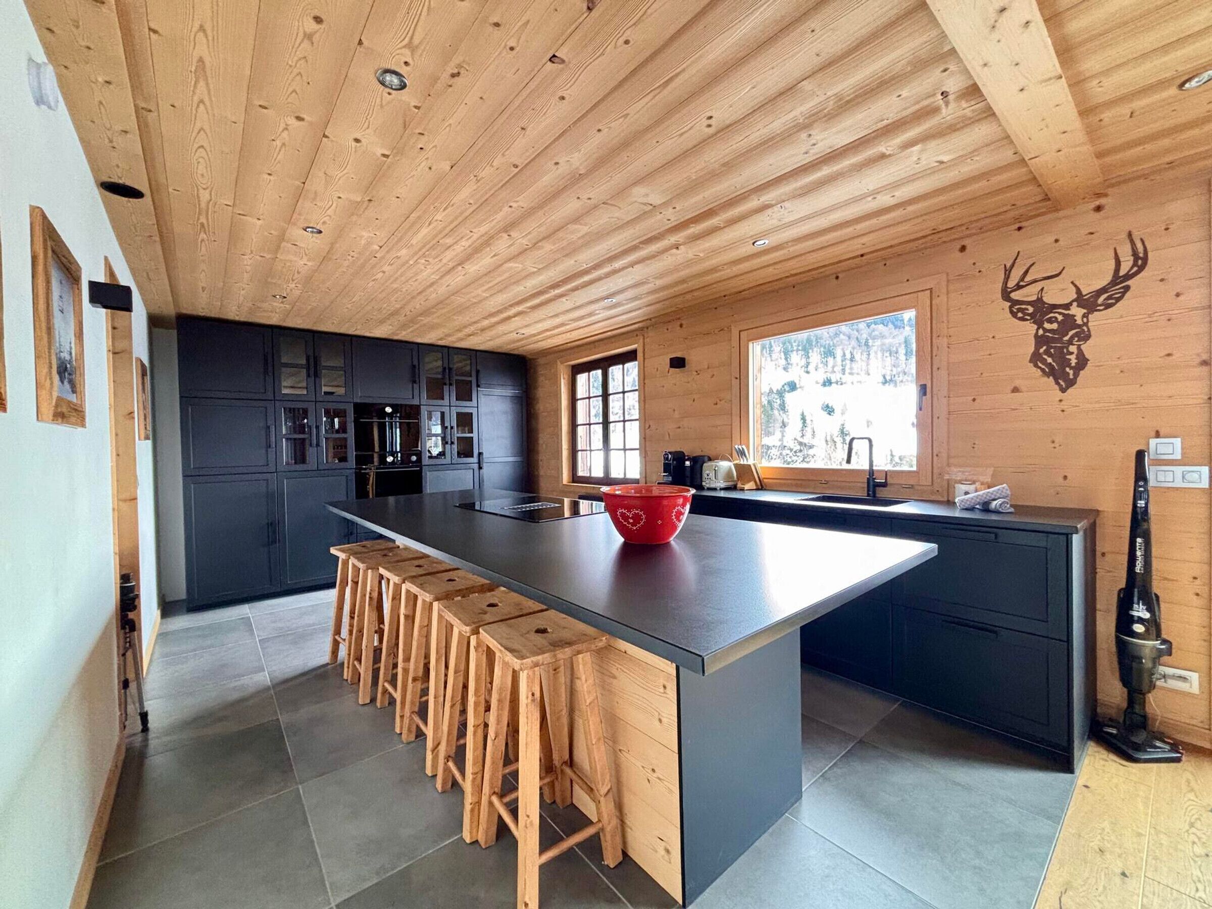 Fridge, microwave, dishwasher