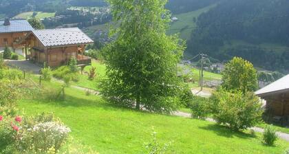 Grand appartement 5 chambres avec Wi-Fi et parking aux Gets