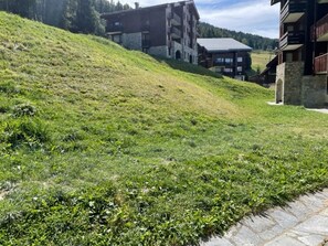 Property grounds - Renovated studio · Near slopes · 4 guests · Terrace · Ski locker (La Plagne Montchavin Les Coches)