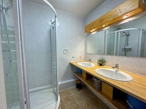 Hair dryer - Apartment Val Thorens 5 pers, Veranda, Ski Locker (Val Thorens)