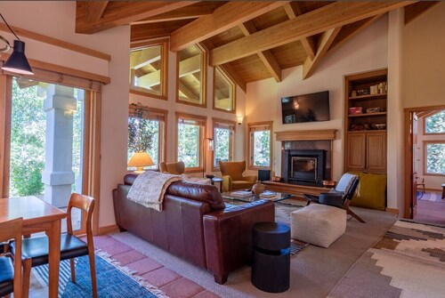 Ski bus stops at front door, court sports and indoor game room, bike path