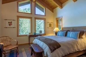 3 Schlafzimmer, Schreibtisch, Bügeleisen/Bügelbrett, kostenloses WLAN