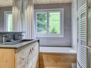 Bathroom - 3-room apartment in Megève, southeast balcony, TV and ski garage (Megève)