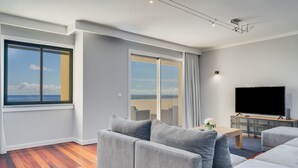 Ảnh chưa phân loại, 5 trong số 27 ảnh, nút