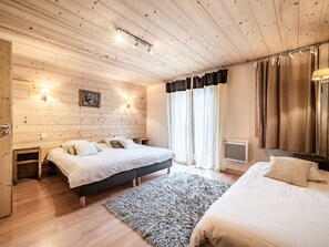 3 bedrooms, free WiFi, bed sheets