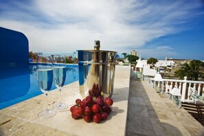 Indoor pool - Beautiful house in the middle of the walled city (Cartagena)