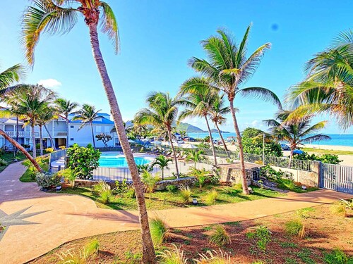 Vacation Duplex in Saint-Martin with Sea View