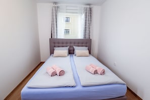 2 bedrooms, desk, soundproofing, iron/ironing board