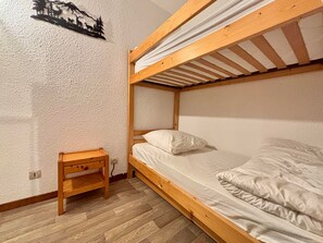 1 bedroom - Bright cabin studio with parking in Notre-Dame-de-Bellecombe (Notre-Dame-de-Bellecombe)