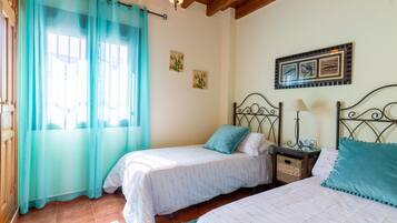 4 slaapkamers, gratis wifi, beddengoed