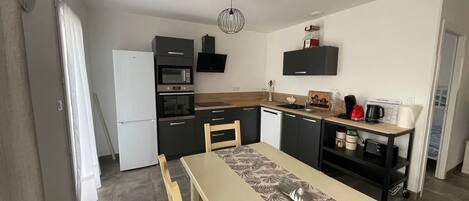 Fridge, microwave, oven, dishwasher