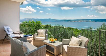 Panoramic Sea View Hideaway Penthouse