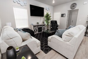 TV connectée, cheminée