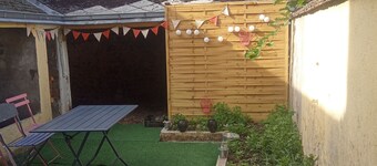 Elegant and Cozy Cottage in the Heart of Châteaudun – Walk to Attractions!