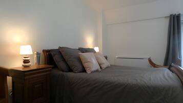 2 bedrooms, free WiFi, bed sheets
