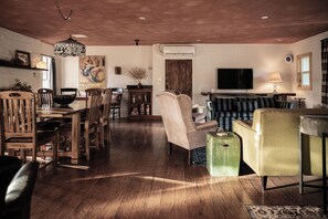Tv och eldstad