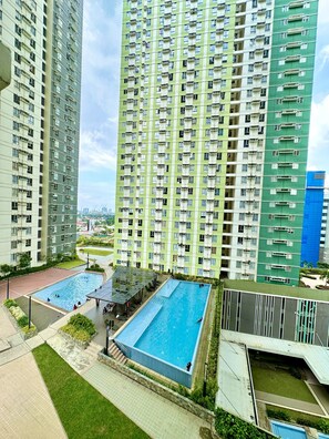 Pool - Cozy Studio I.T. Park Avida Riala (Cebu City)