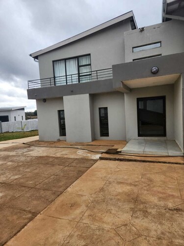 Beautiful 4bed 4 bath home overlooking Nandoni Dam, Thohoyandou