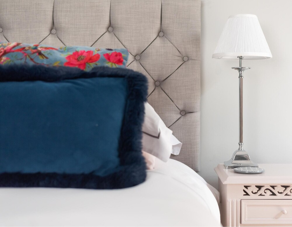 Stunning town centre ground floor garden apartment Royal Tunbridge Wells Vrbo