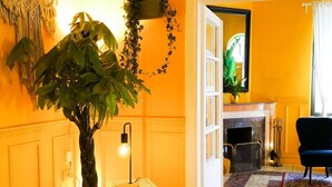 Interior - The Golden Hour Suite on Rainbow (Amman)