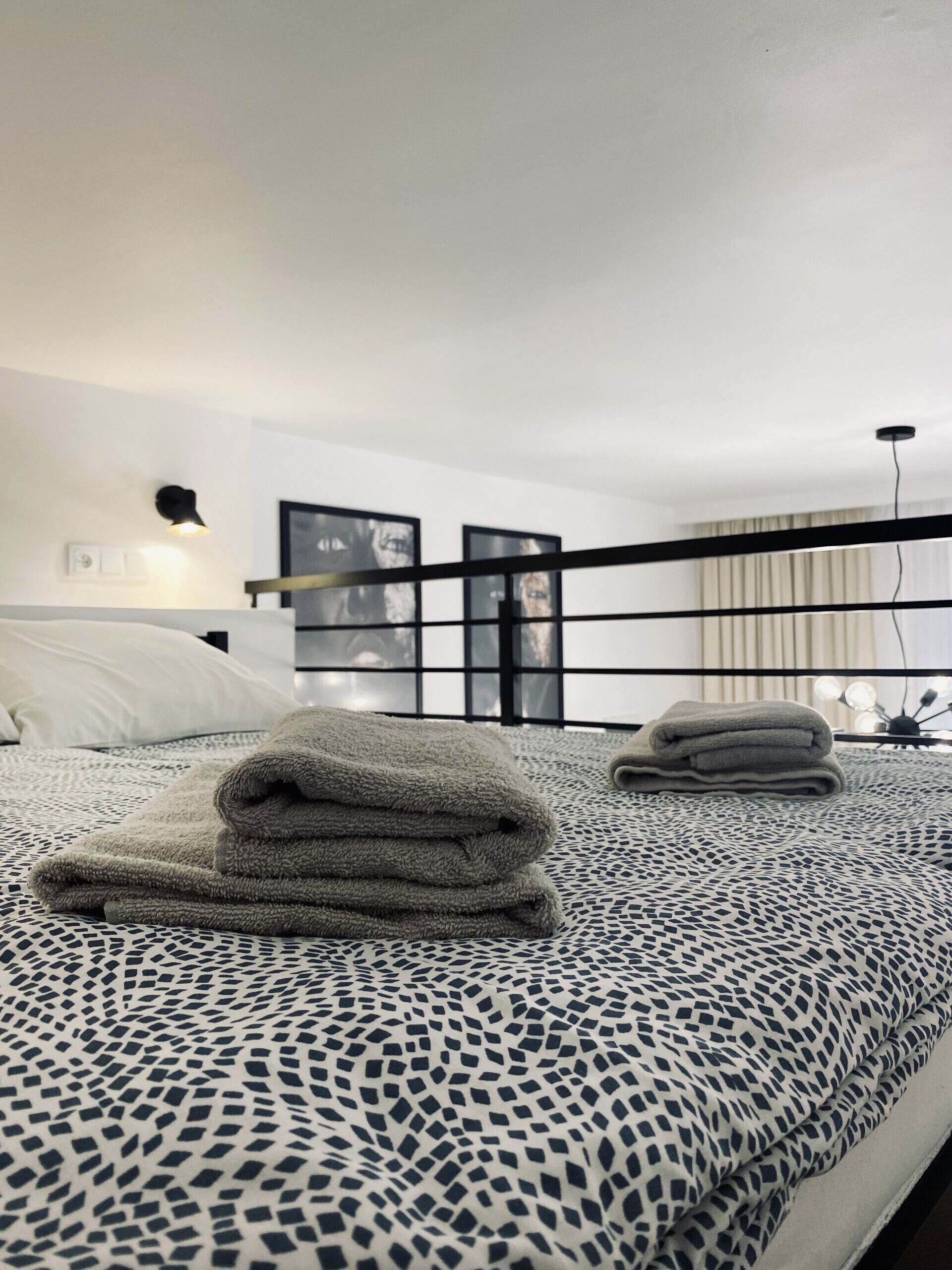 Bügeleisen/Bügelbrett, kostenloses WLAN, Bettwäsche