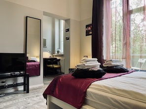 Iron/ironing board, free WiFi, bed sheets