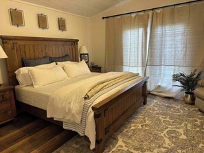 3 間睡房、熨斗/熨衫板、可攜式嬰兒床、免費 Wi-Fi